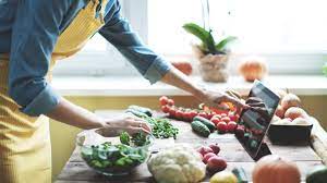 7 cours de cuisine à suivre en ligne - Châtelaine